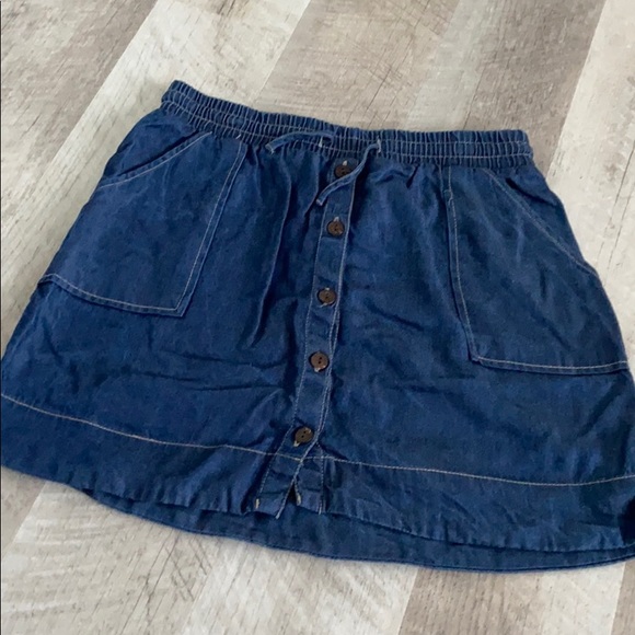 Universal Thread Jean skirt - Picture 1 of 7
